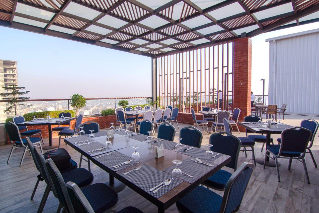 Best Western Sks Chattogram Ćottogram Zewnętrze zdjęcie