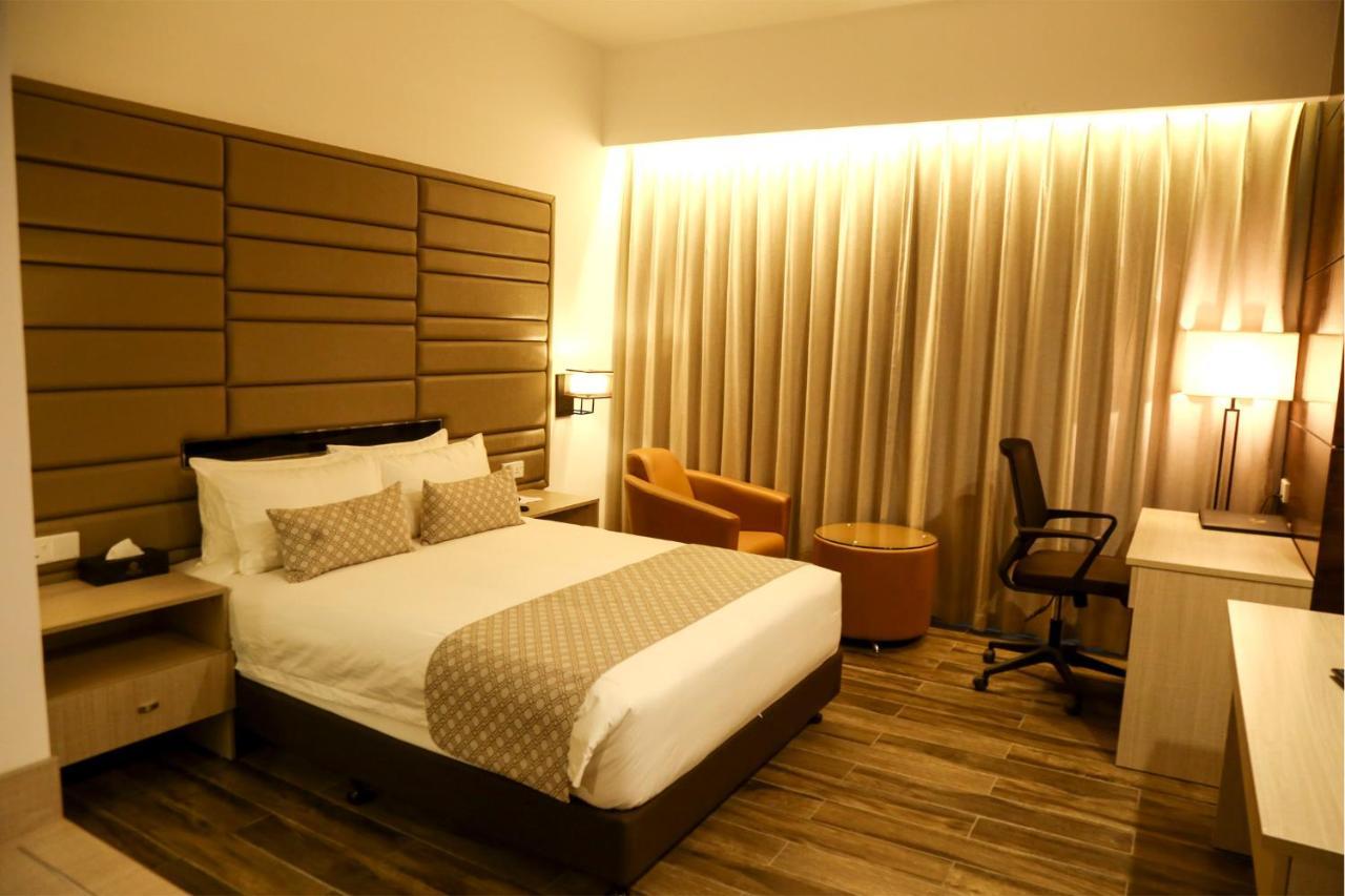 Best Western Sks Chattogram Ćottogram Zewnętrze zdjęcie